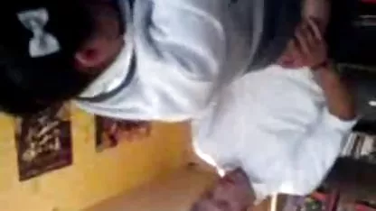 یک دانلود فیلم سکسی راهبه بطری شامپاین, عمیق